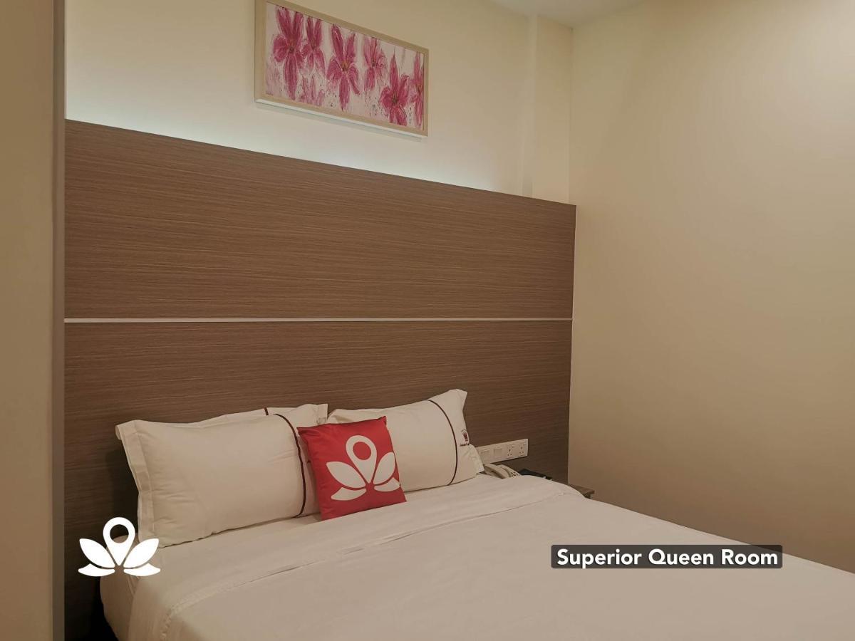 Zen Rooms Ambassador Residence Bintulu Exterior photo