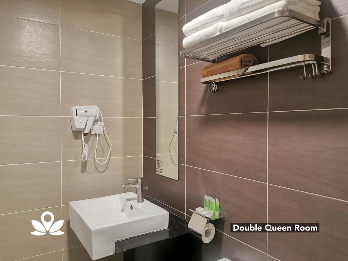 Zen Rooms Ambassador Residence Bintulu Exterior photo